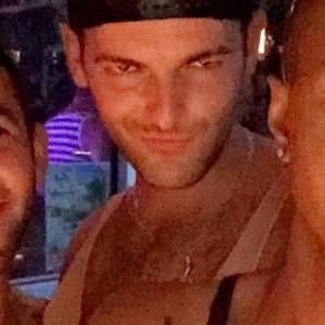 Meet your Posher, Christopher